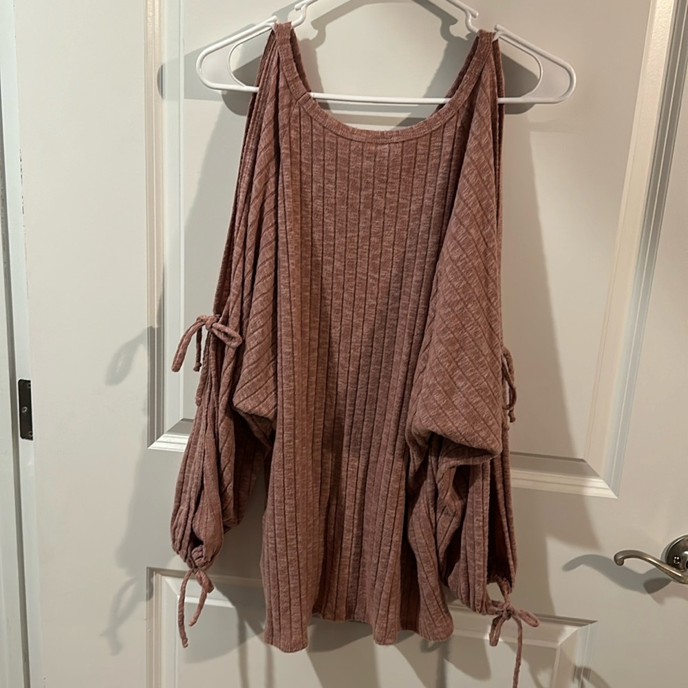 Chrysanthemum Oversized Long Sleevee Top with Tie Sleeves